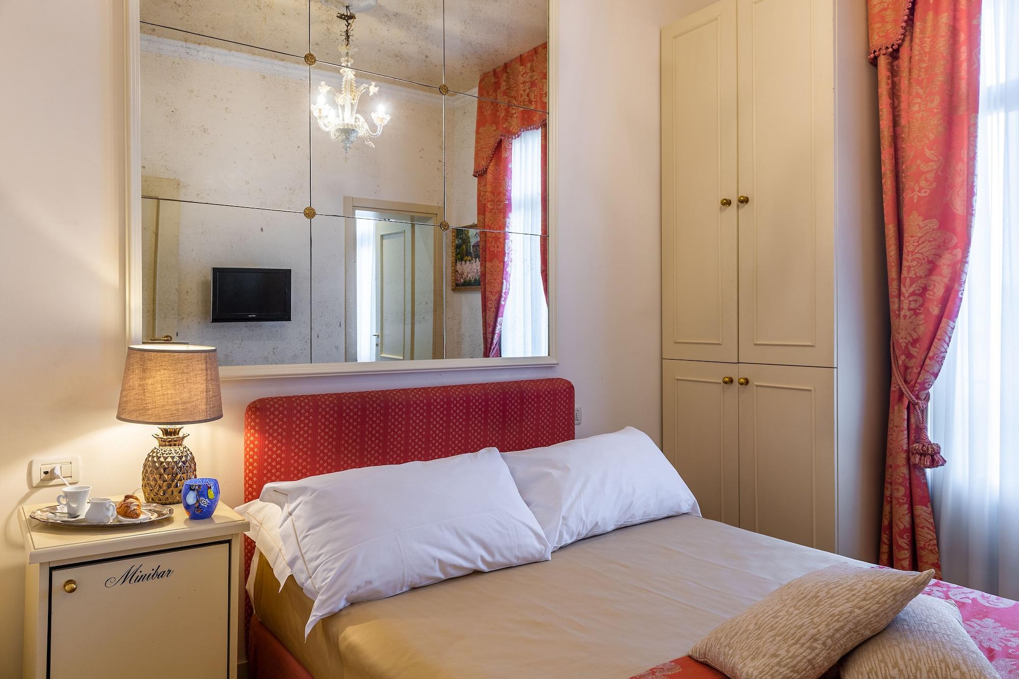 Palazzo Odoni Hotel Venice Luaran gambar