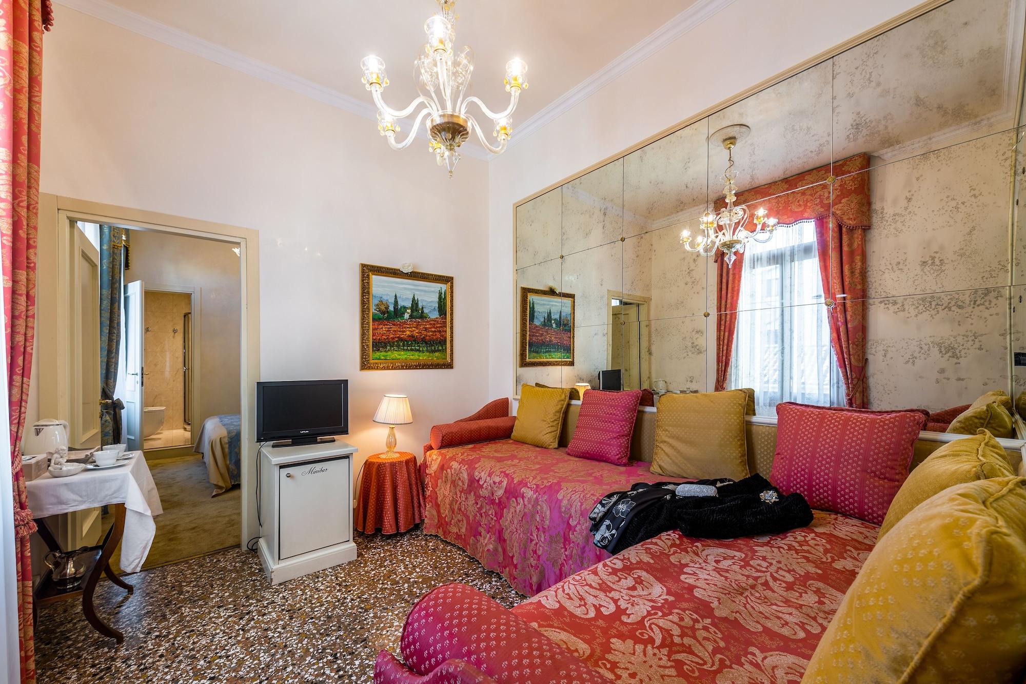 Palazzo Odoni Hotel Venice Luaran gambar