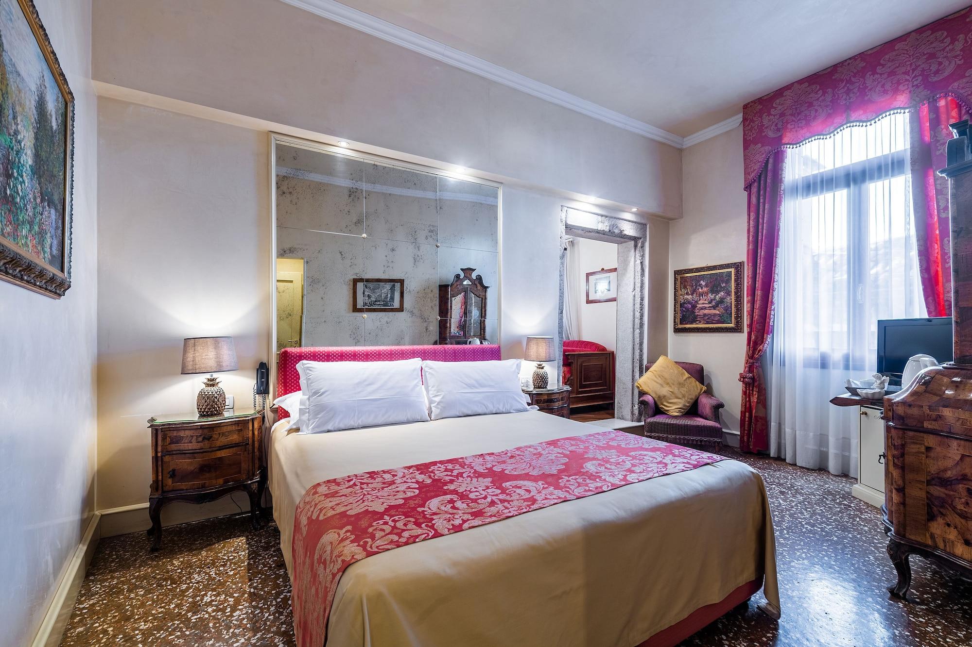 Palazzo Odoni Hotel Venice Luaran gambar