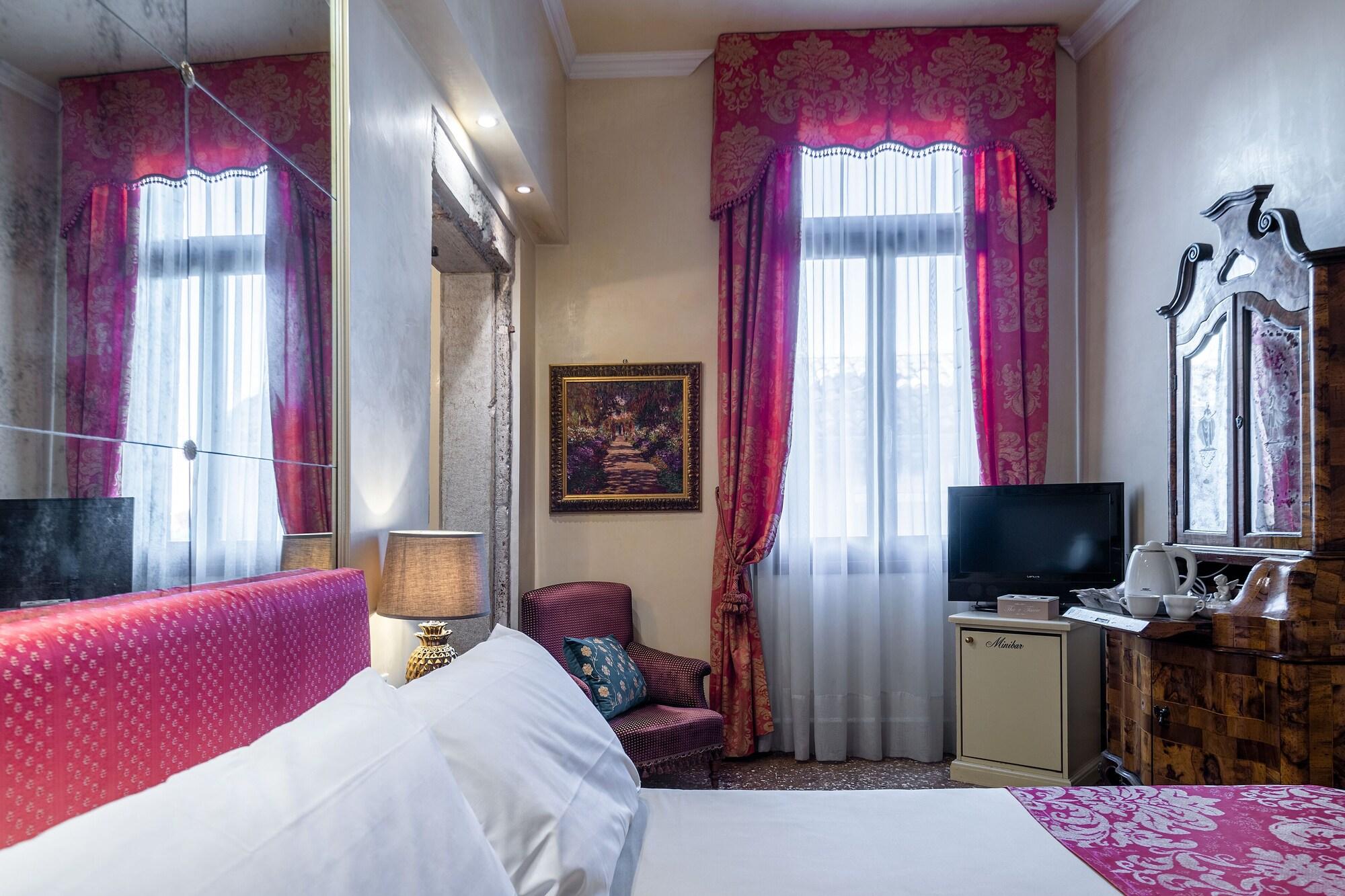 Palazzo Odoni Hotel Venice Luaran gambar