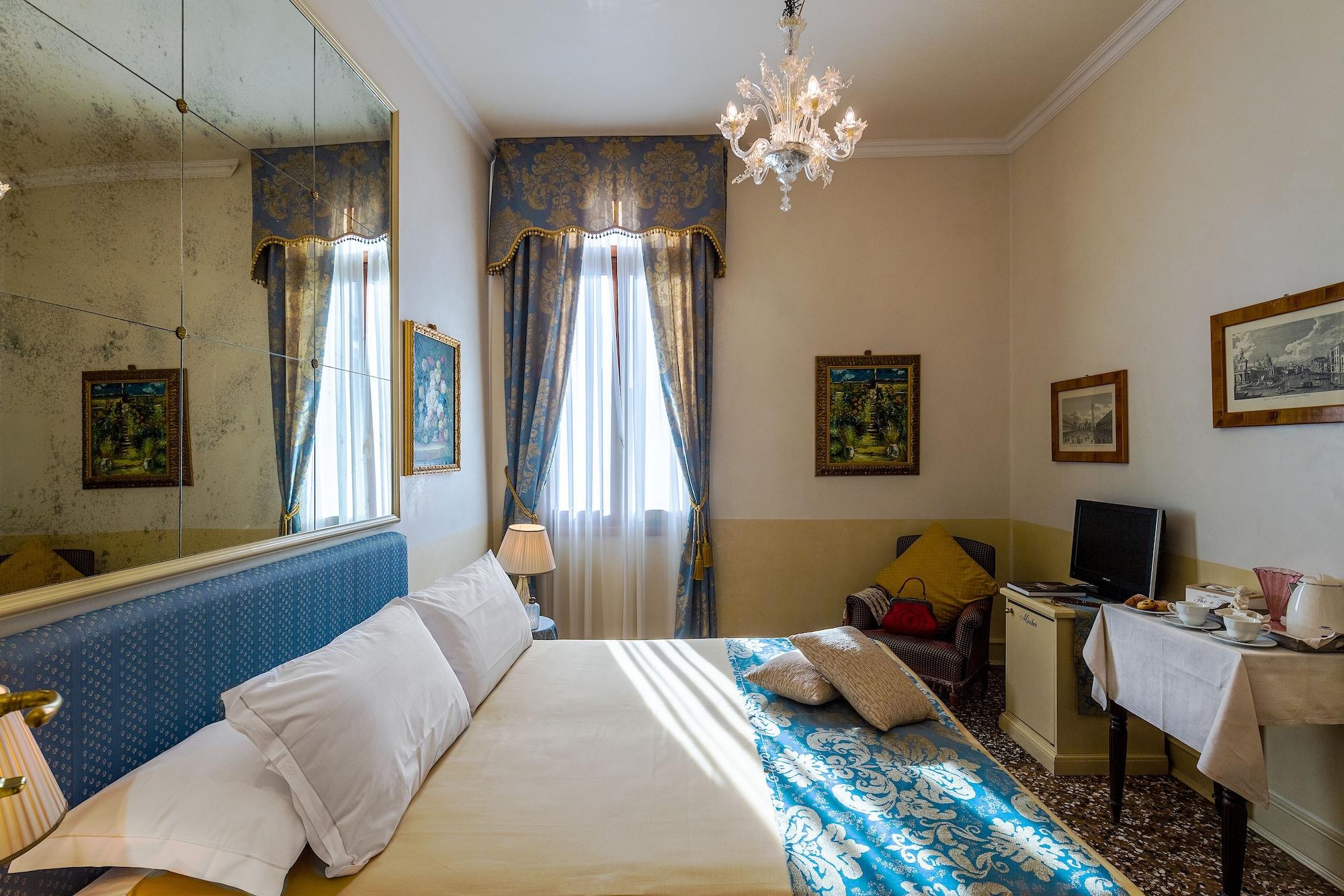 Palazzo Odoni Hotel Venice Luaran gambar