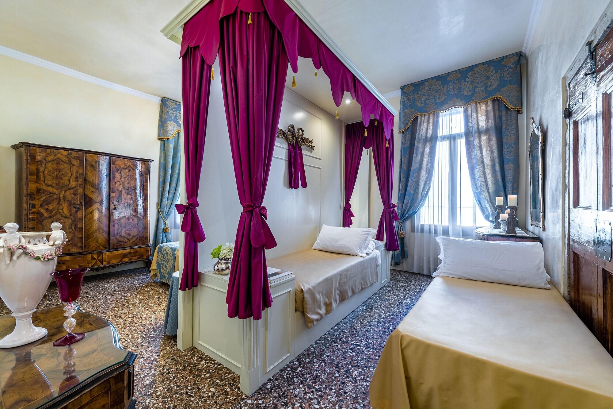 Palazzo Odoni Hotel Venice Luaran gambar