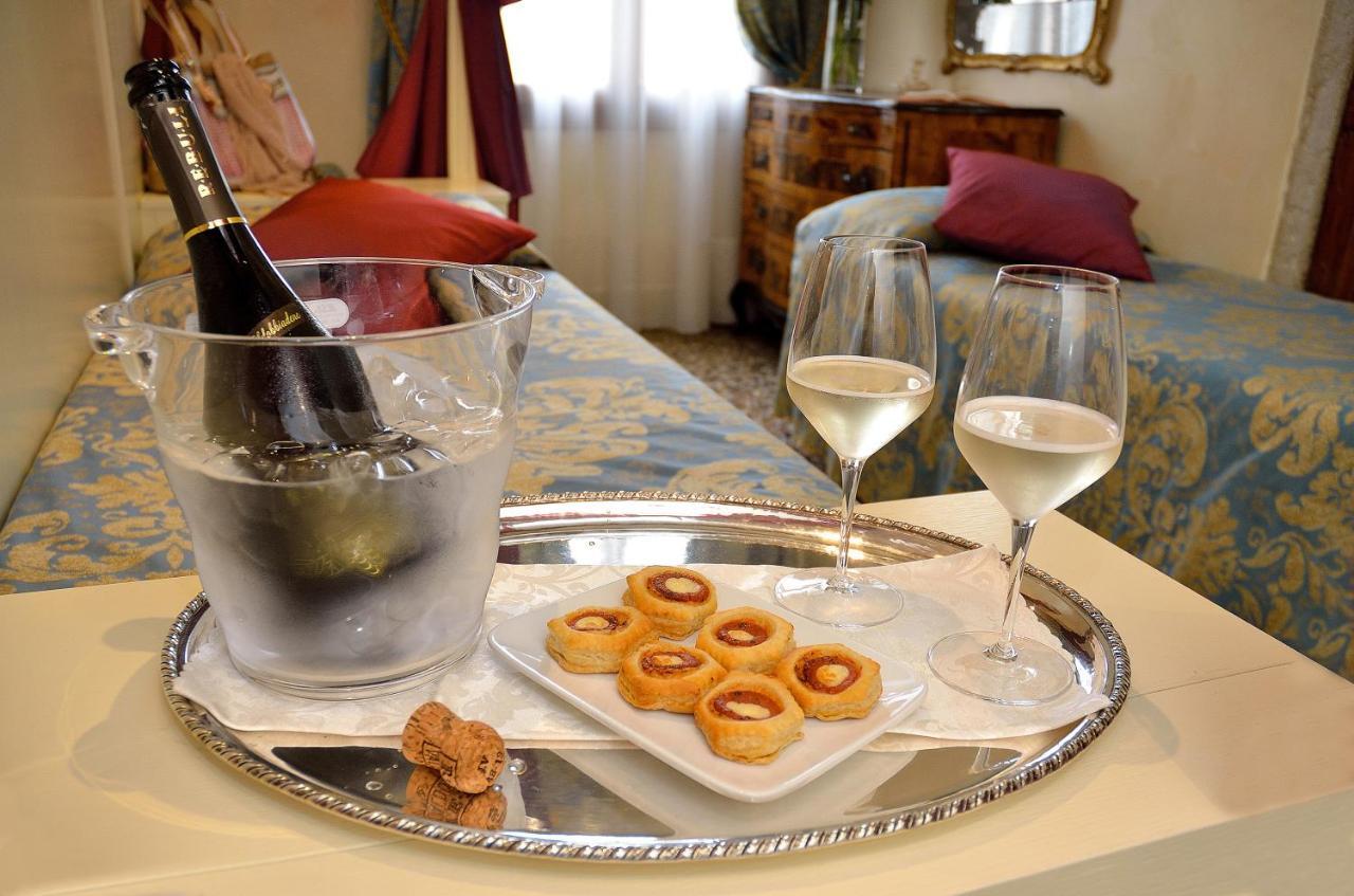 Palazzo Odoni Hotel Venice Bilik gambar